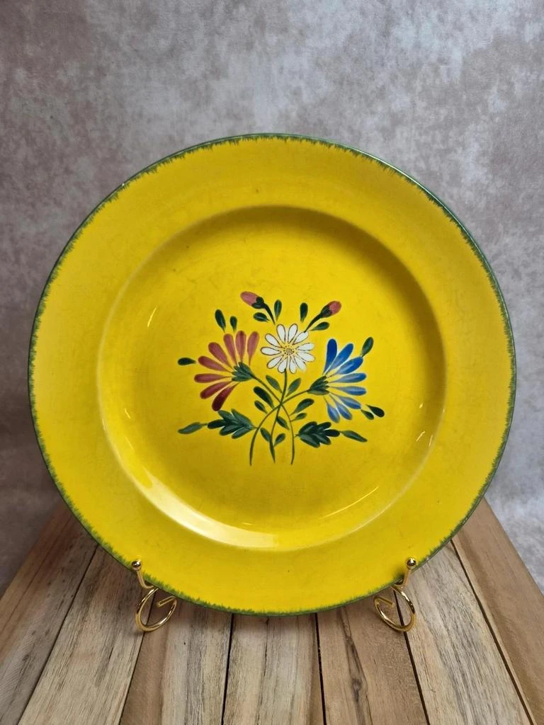 Grand plat rond Niderviller jaune décor floral
